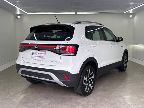 VOLKSWAGEN T-CROSS 1.4 250 TSI TOTAL FLEX HIGHLINE AUTOMÁTICO VOLKSWAGEN T-CROSS 1.4 250 TSI TOTAL FLEX HIGHLINE AUTOMÁTICO